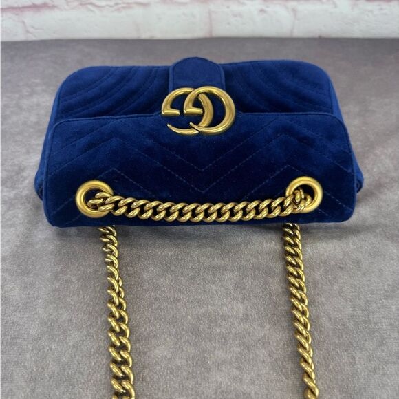 Gucci Gg Marmont Small Blue Velvet Chain Bag - Picture 7 of 15